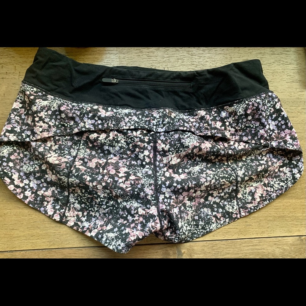 Speed Up Lululemon Shorts 2.5